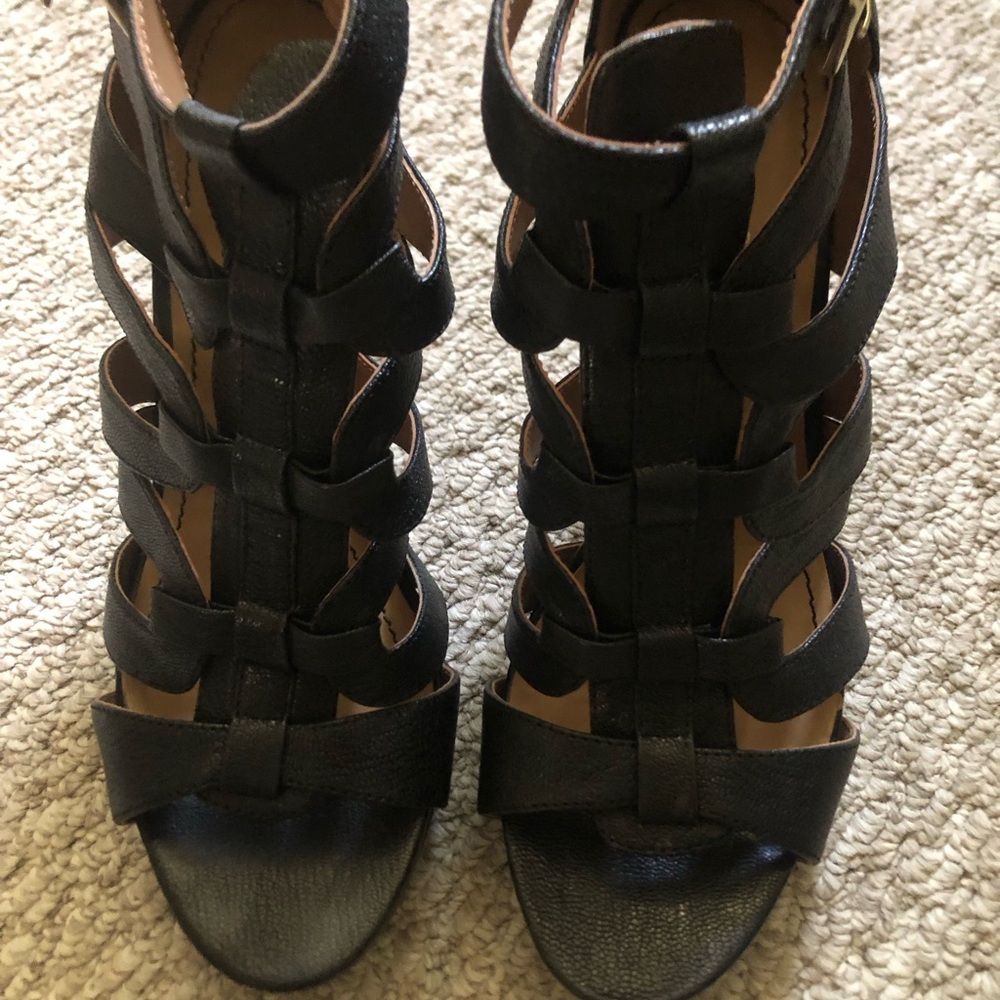 Nine West Gladiator Platforms size 8 - Picture 3 of 10